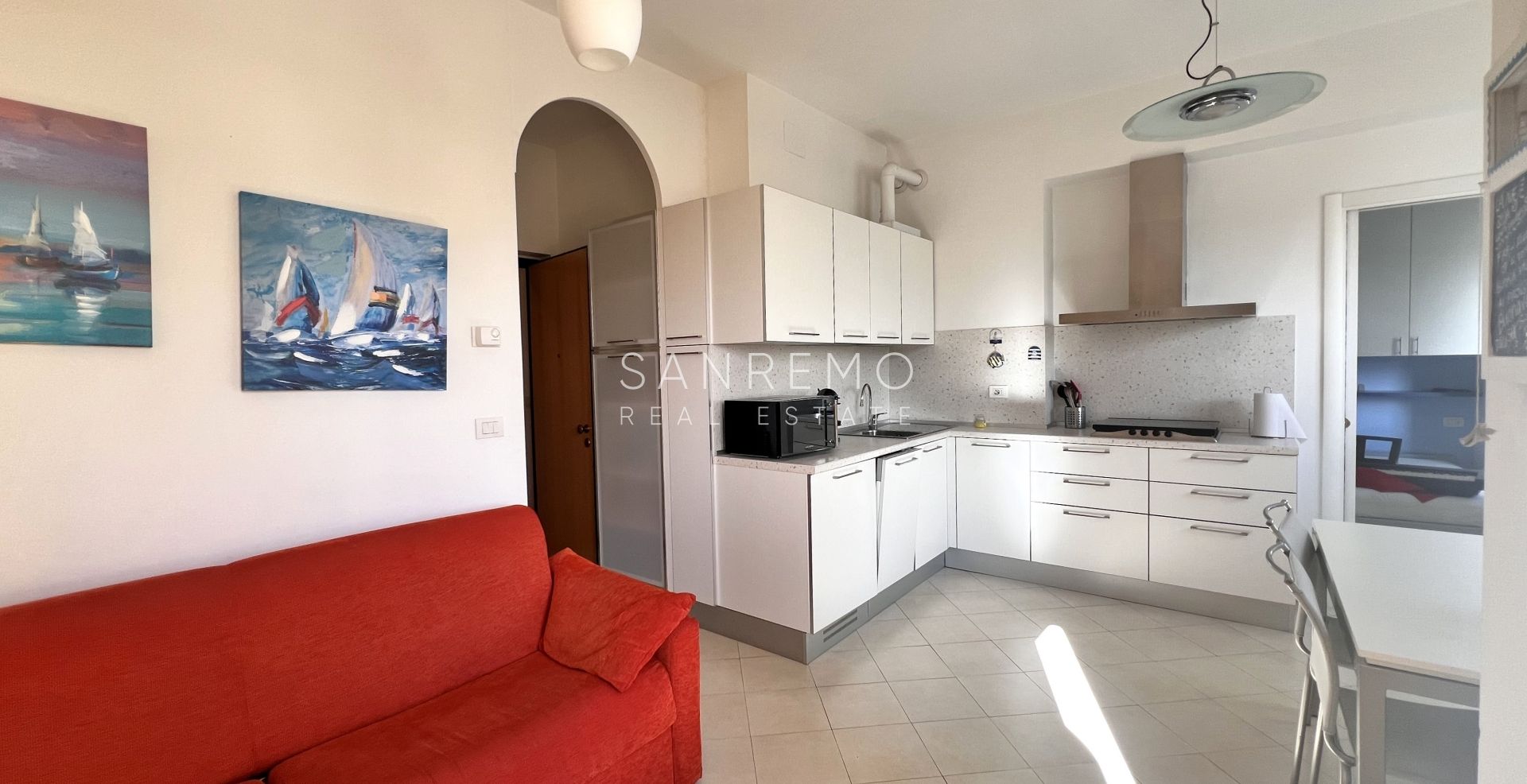 Sanremo 2 room apartment close to the Royal Hotel